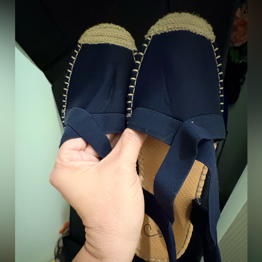 Elegant Navy Espadrille Flats